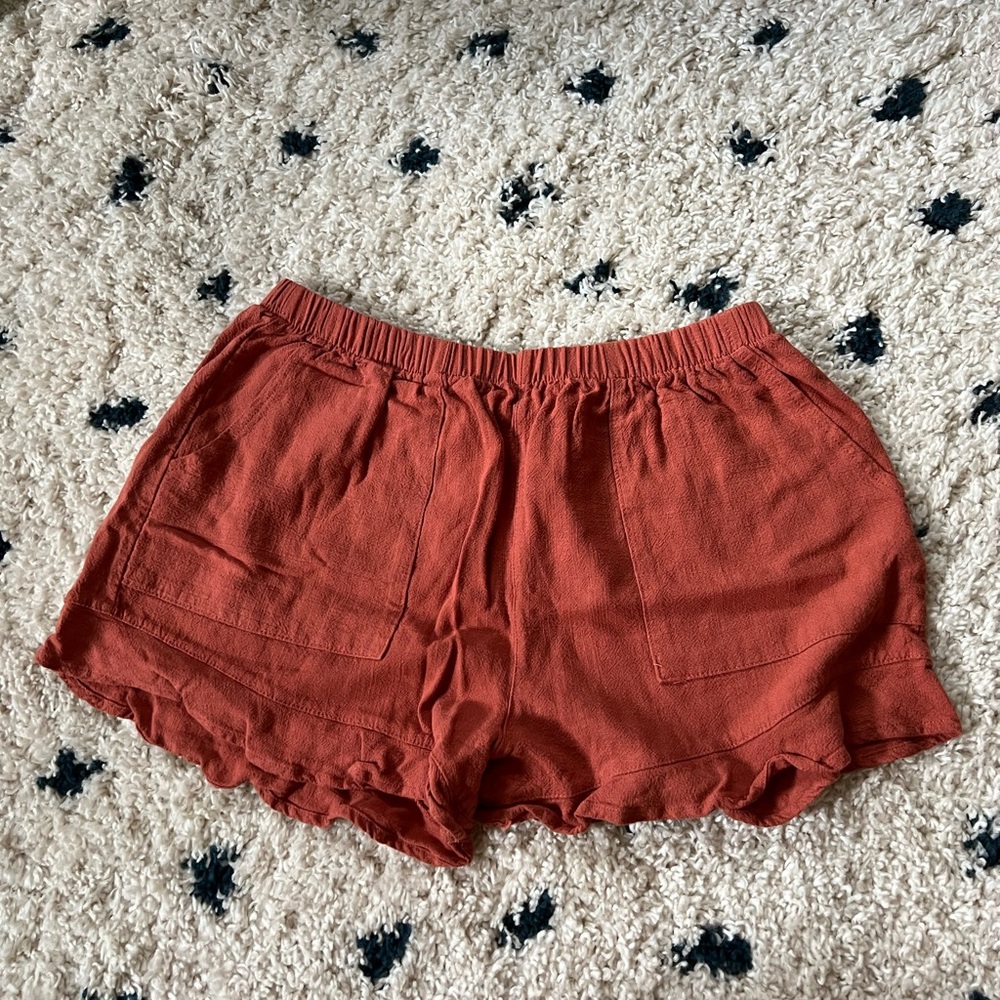 Women's Ruffled Red Rust Shorts - Picture 2 of 2
